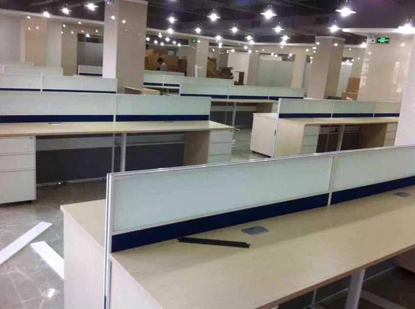 深圳板式辦公家具定做項(xiàng)目